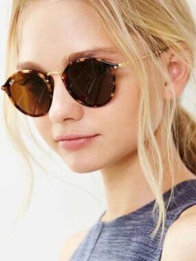 Ray-Ban 2447 Round Brown Tortoiseshell 49MM